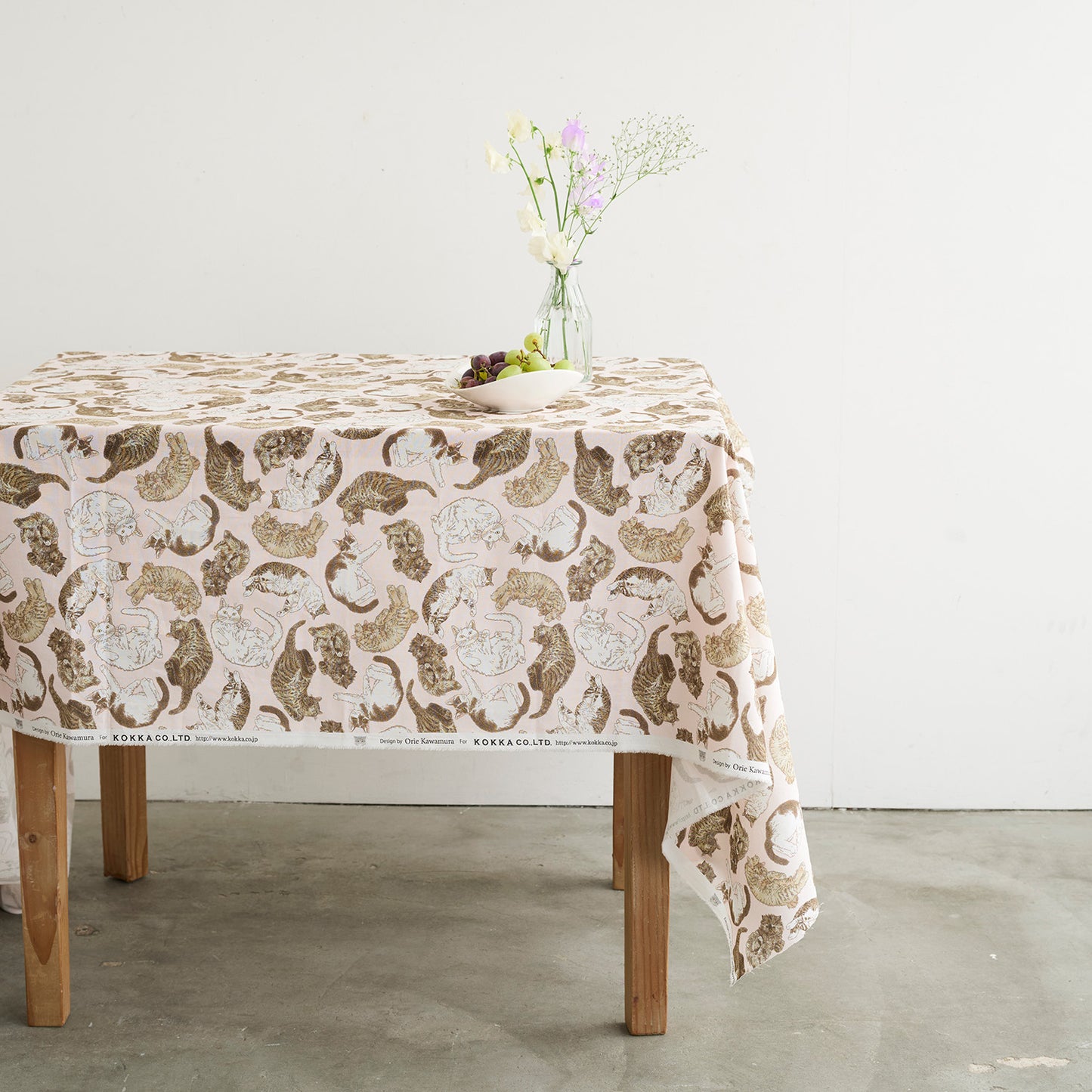 (無料サンプル)365 CAT ART ～どこも猫だらけ～ 綿100%シーチング - cocca