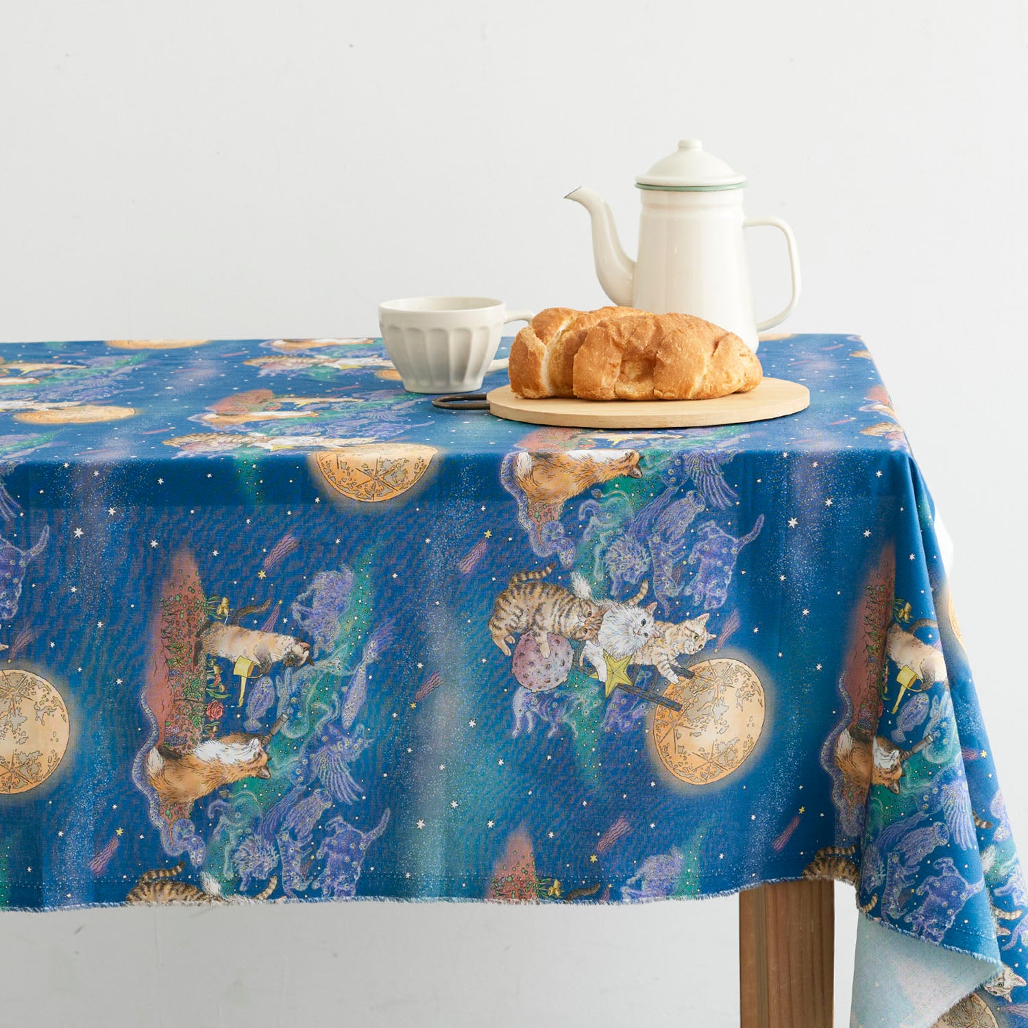 (無料サンプル)365 CAT ART 月あかりの猫～おとぎの国の猫と仲間たち～ 綿100%シーチング - cocca