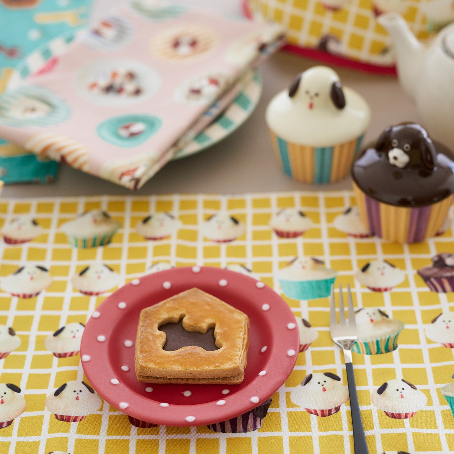 【予約販売】Maison terrier ～cupcake dogs～ 綿100%シーチング - cocca