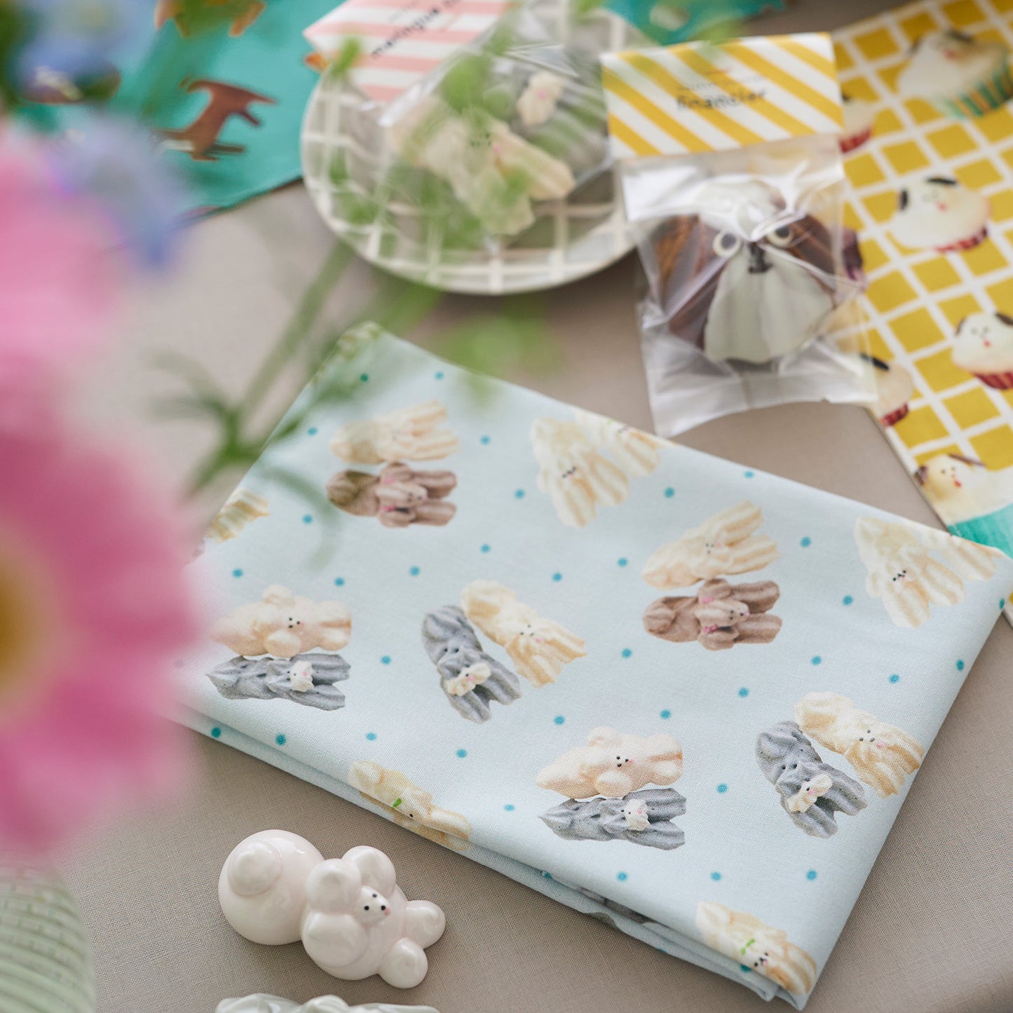 【予約販売】Maison terrier ～meringue dogs～ 綿100%シーチング - cocca
