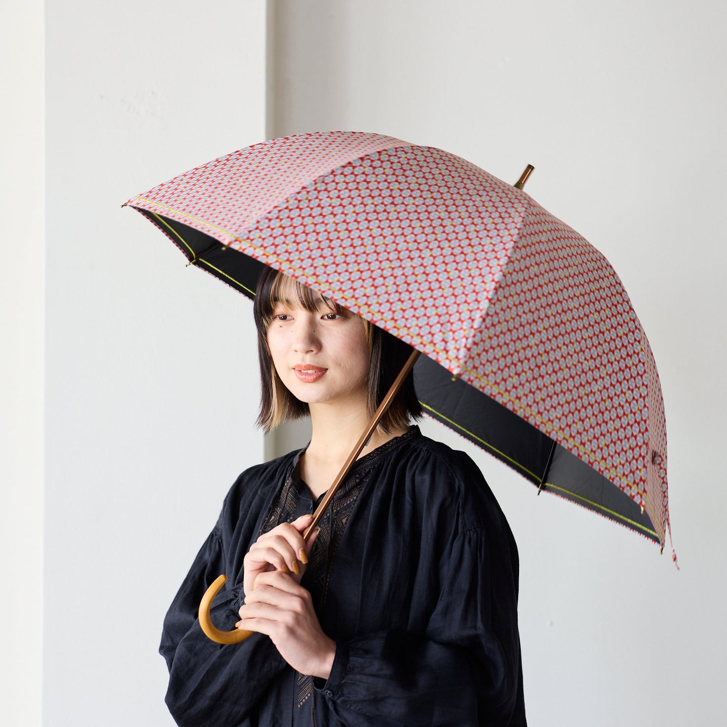 【晴雨兼用】coccaの日傘雨傘 fantastic world 刺繍(ショート)