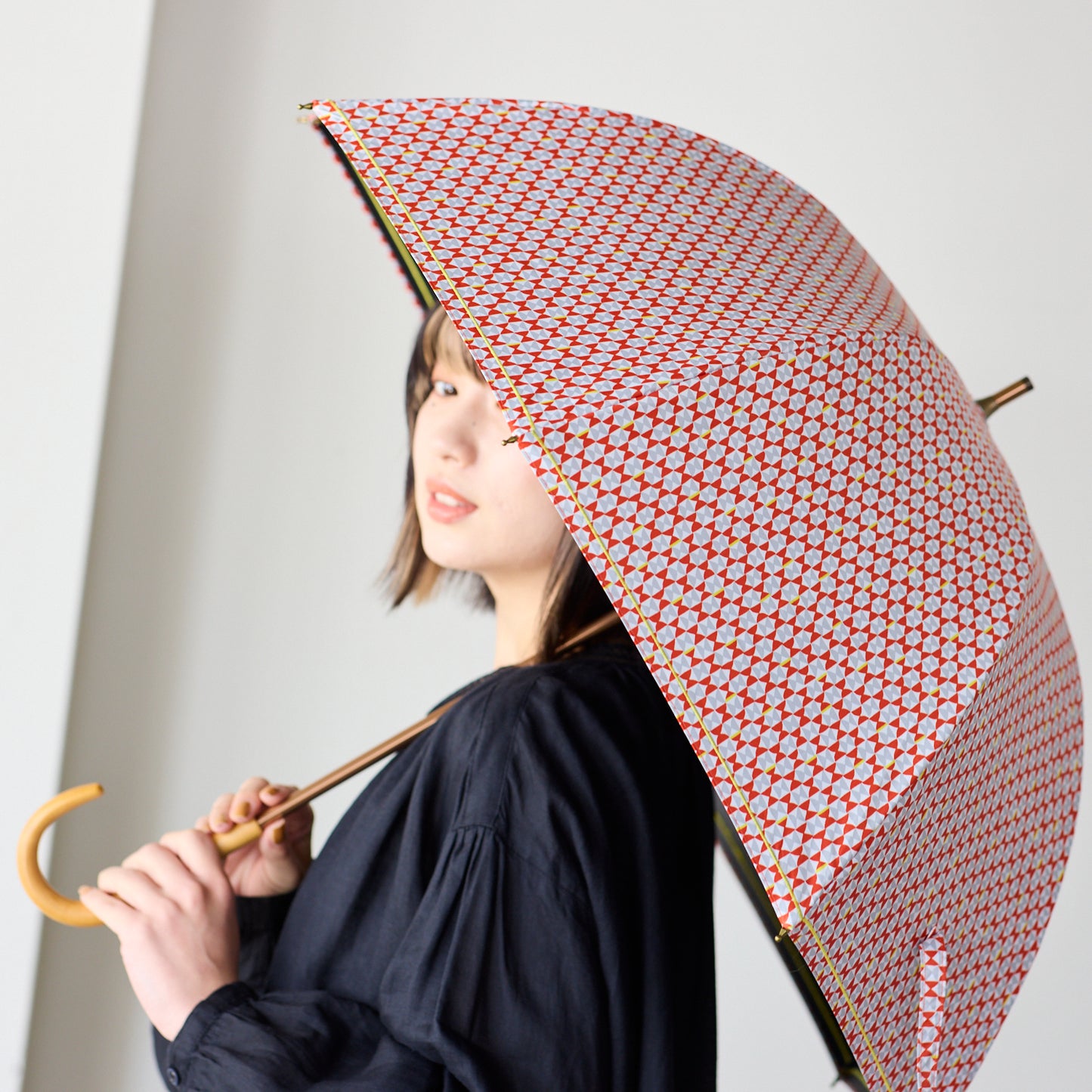 【晴雨兼用】coccaの日傘雨傘 fantastic world 刺繍(ショート)