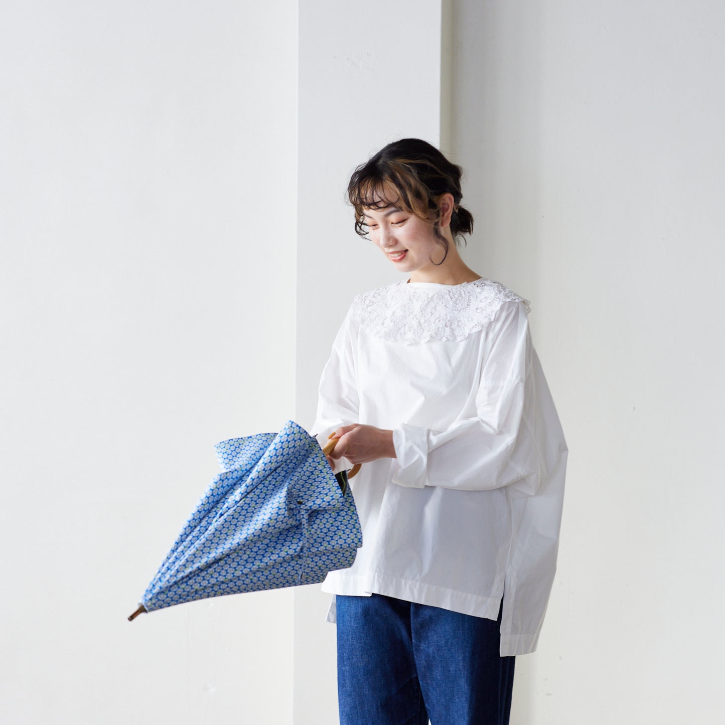 【晴雨兼用】coccaの日傘雨傘 fantastic world 刺繍(ショート)