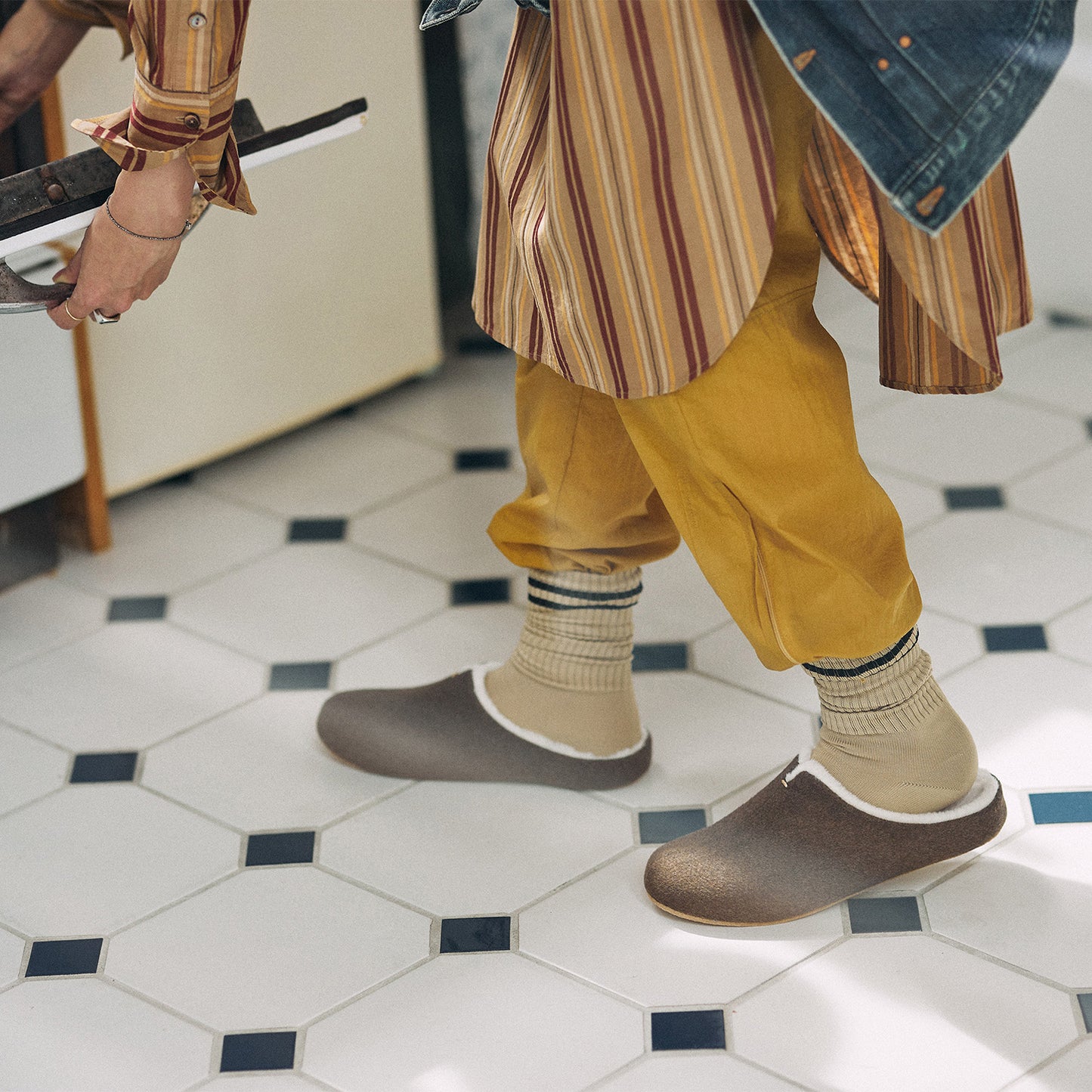 FRONTIER/フロンティア room's Sheep ～ボアルームシューズ～