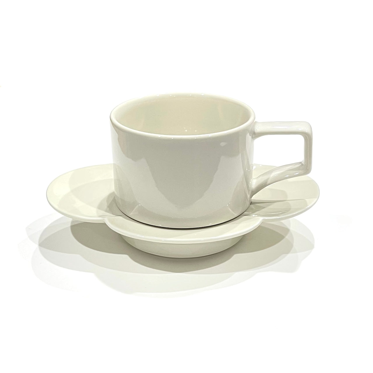 cocca(コッカ) ｜生地通販｜【波佐見焼】木瓜カップ＆ソーサ―