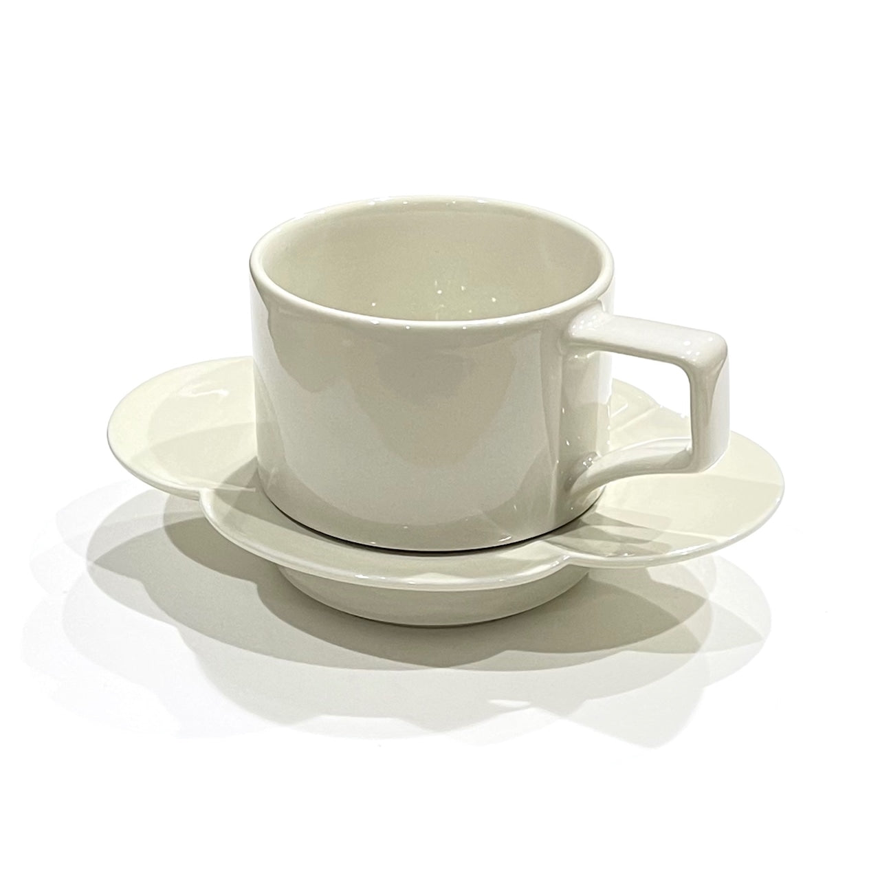 cocca(コッカ) ｜生地通販｜【波佐見焼】木瓜カップ＆ソーサ―