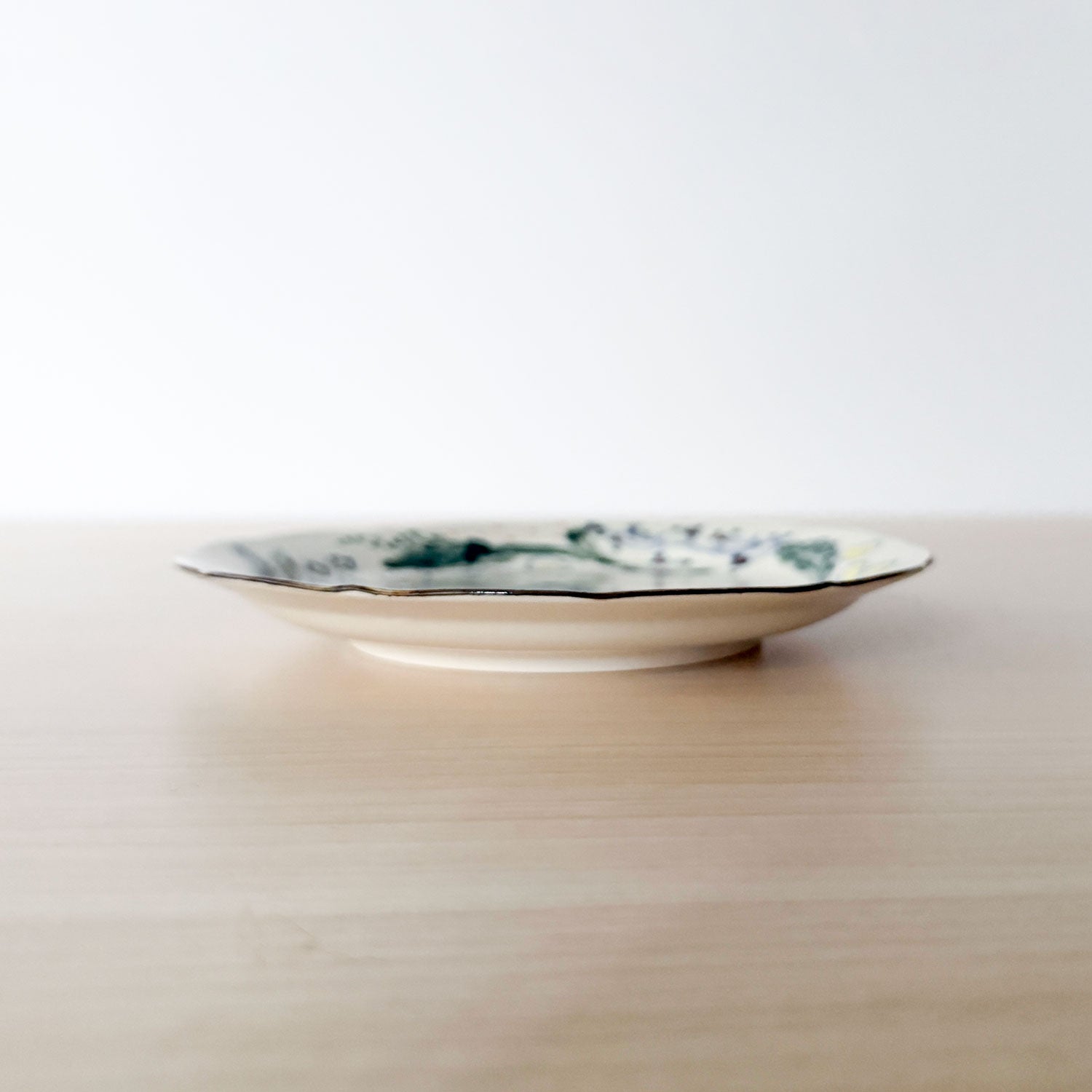 mizacosha/ミシャコシャプラス 16cmフリルプレート 磁器 – cocca