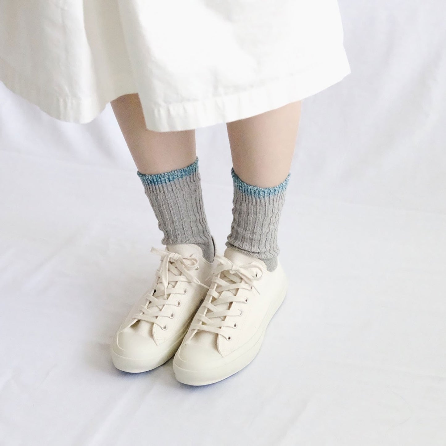 NISHIGUCHI KUTSUSHITA シルクコットン天竺ソックス