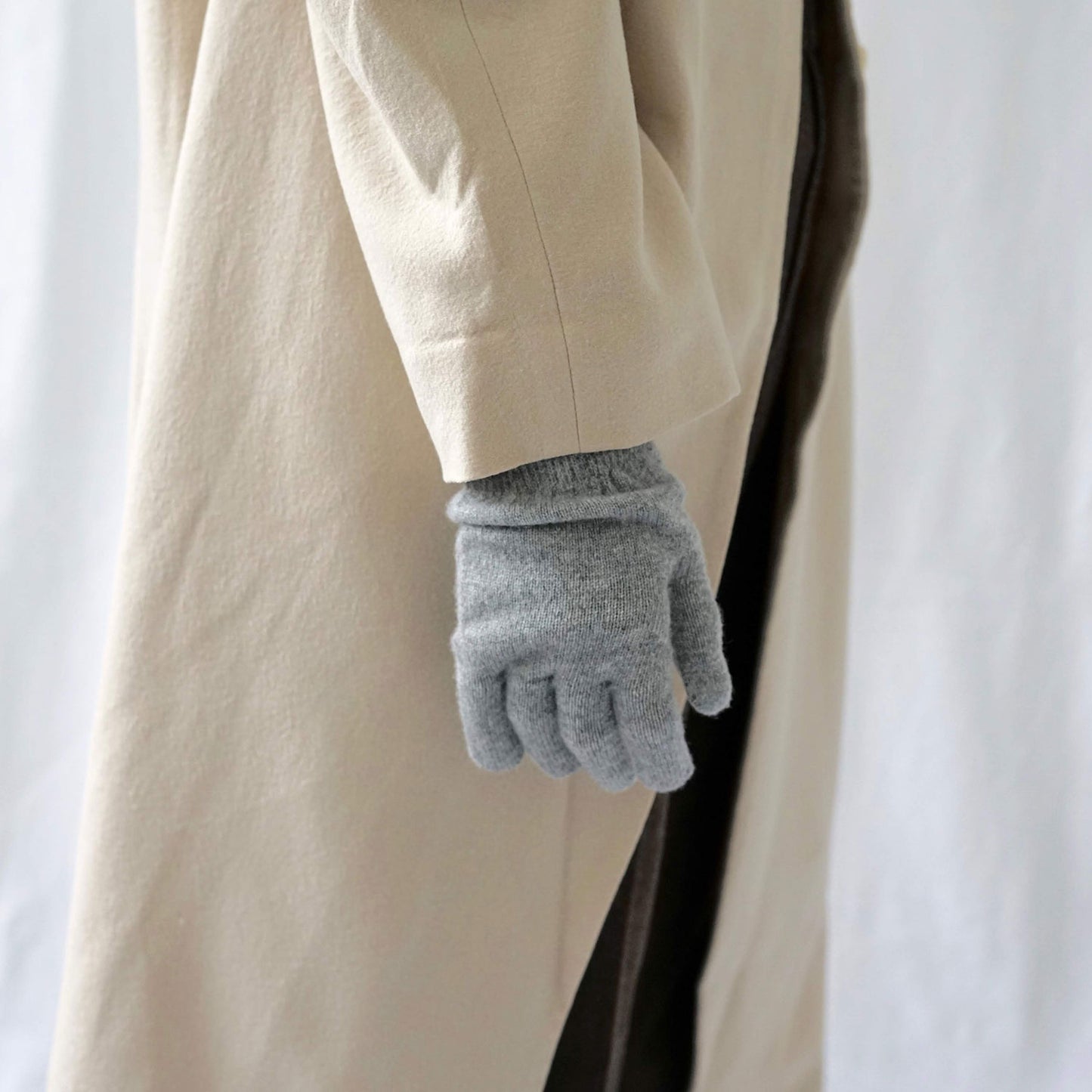 NISHIGUCHI KUTSUSHITA メリノウールグローブ