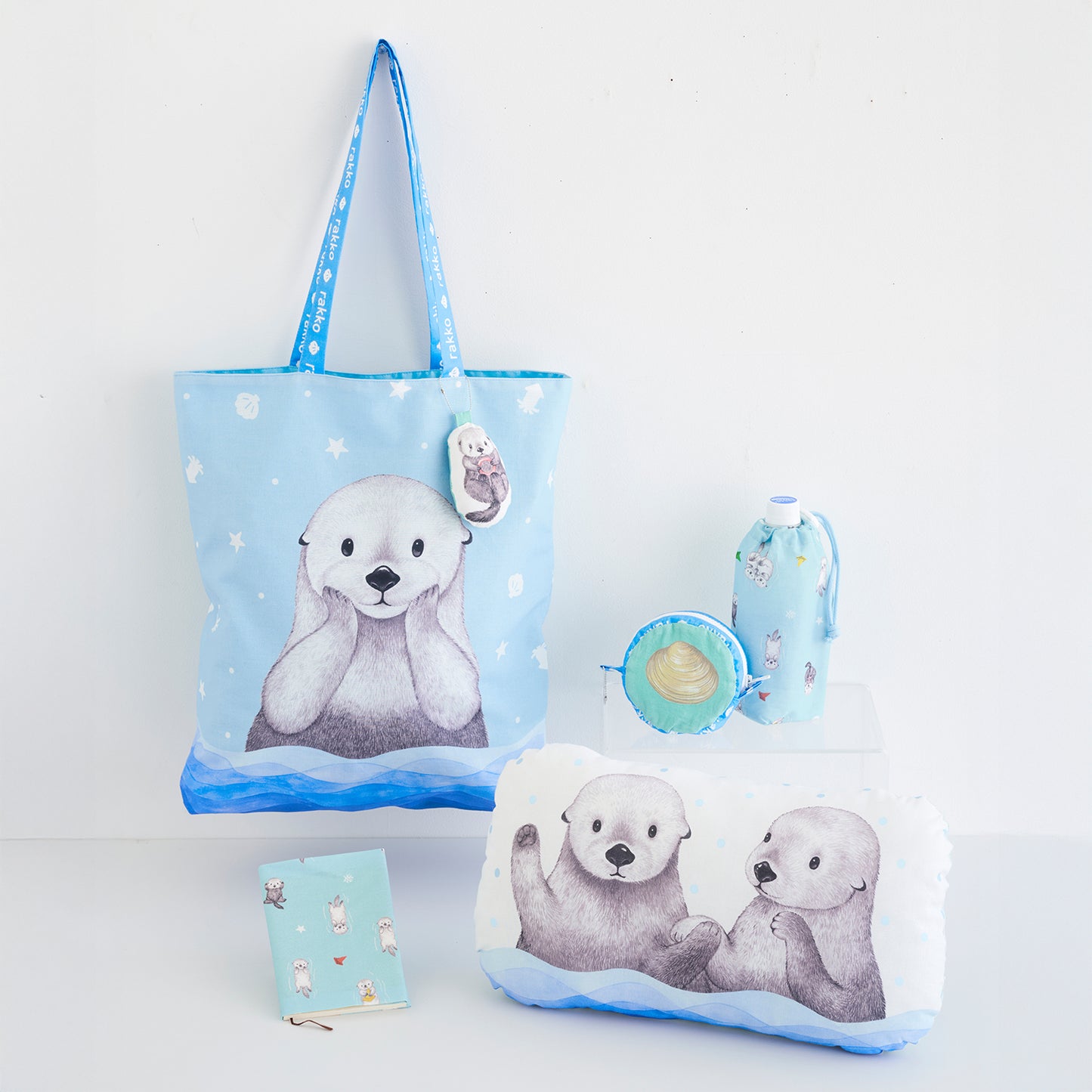 アニマニア～ラッコ柄～ パネル生地 綿100％シーチング - cocca