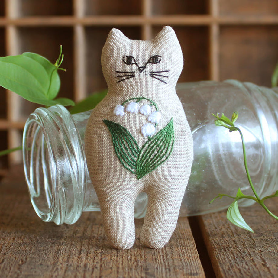 【キット】nekogao 刺繍ブローチ - cocca