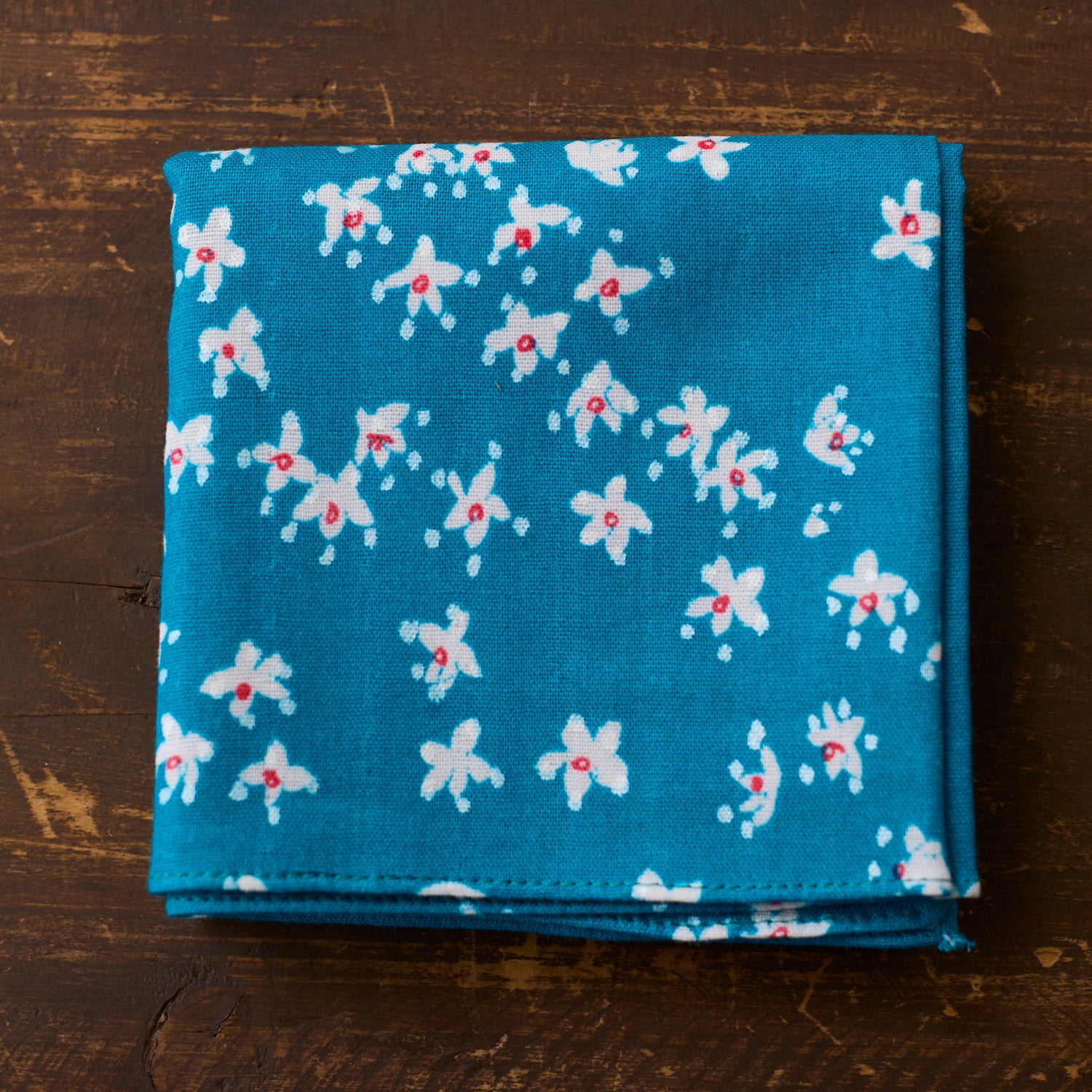 新柄オーダー✤24cmハンカチ cocca(コッカ) ｜生地通販｜［SUMAU nani IRO］Edelweiss W