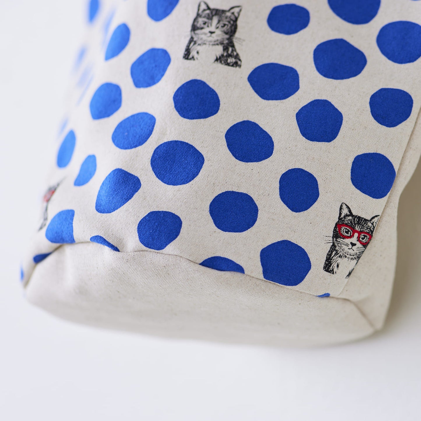 echino/エチノ CAT ドット ～ 綿麻キャンバス～ NekoNoe K from 30 SEWINGPINS