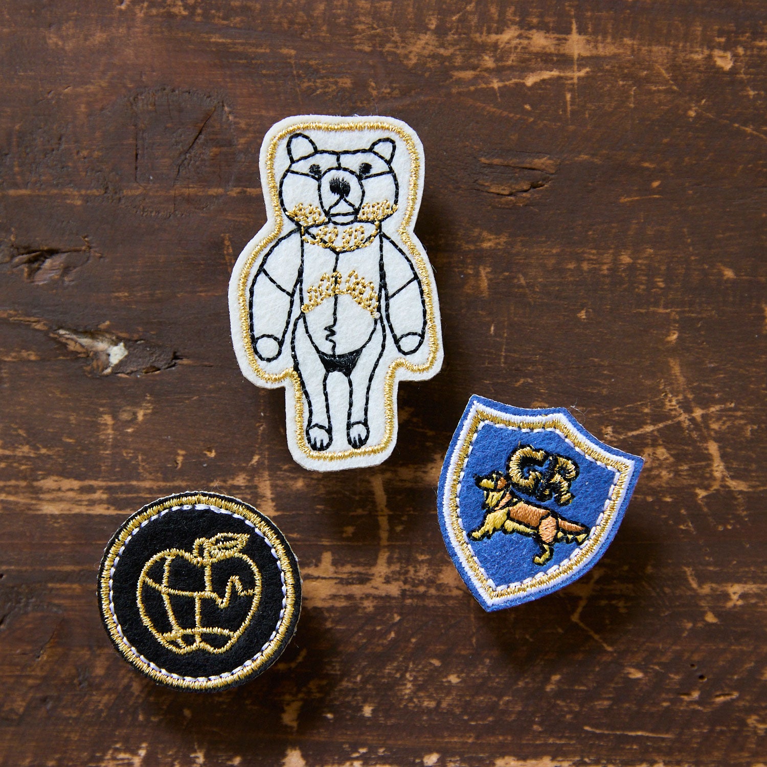 cocca(コッカ) ｜生地通販｜【＋HAyU】刺繍ピンブローチ3点セット