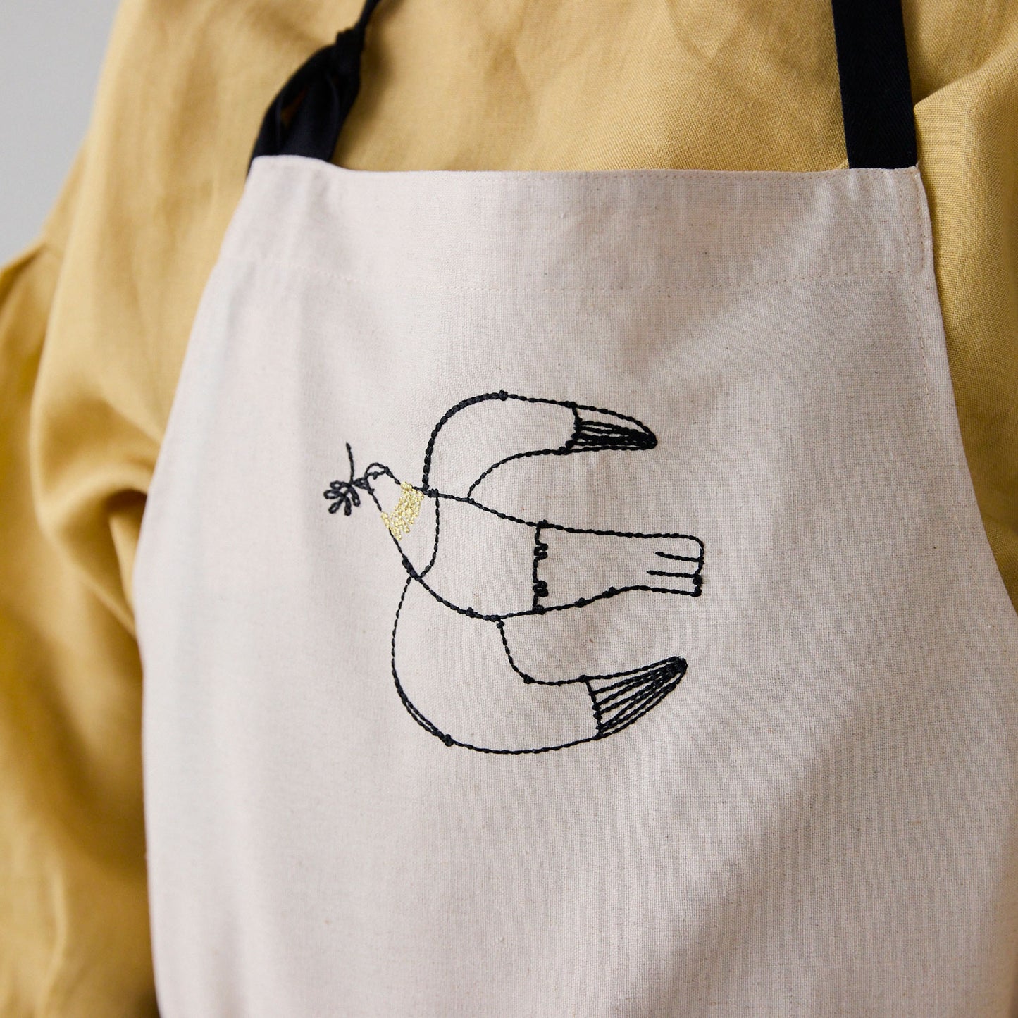 【＋HAyU fabric】-kitchen fabrics- コットンリネン刺繍エプロン