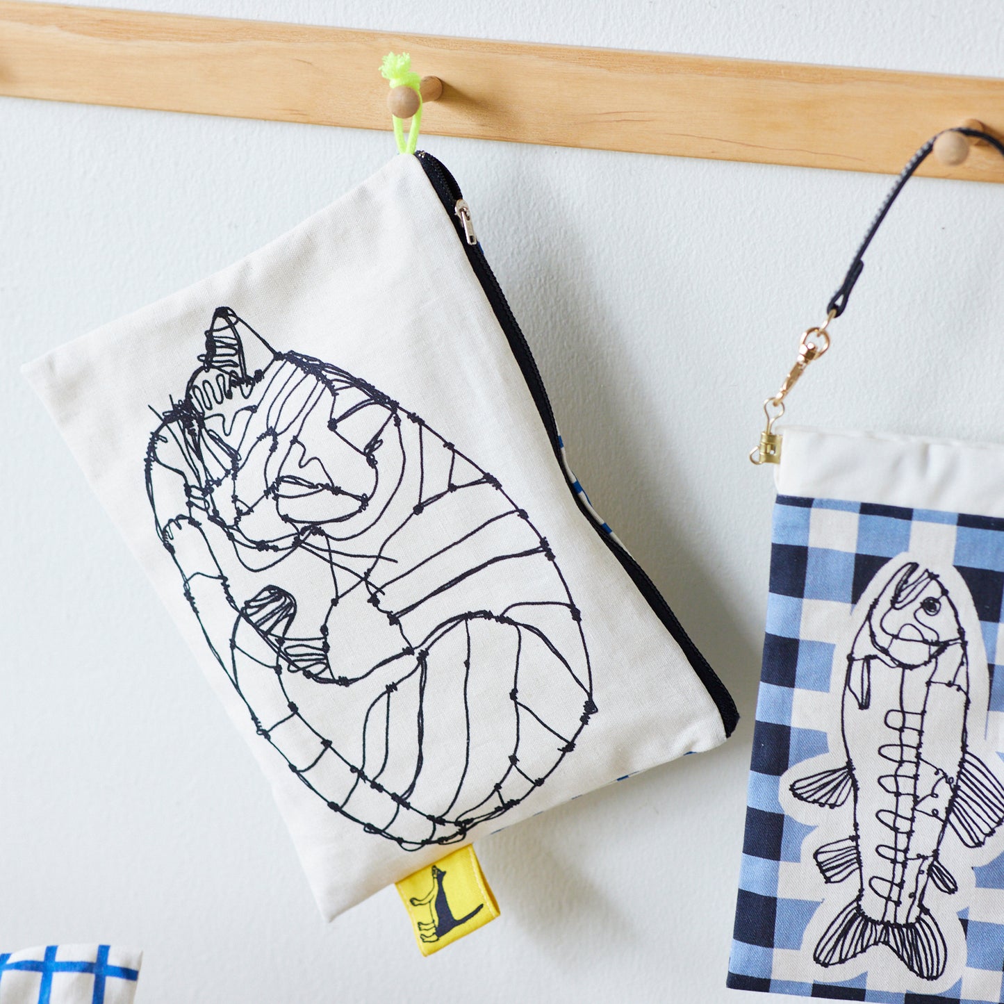 ＋HAyU fabric ～HAyU CAT～パネル生地 綿麻キャンバス - cocca