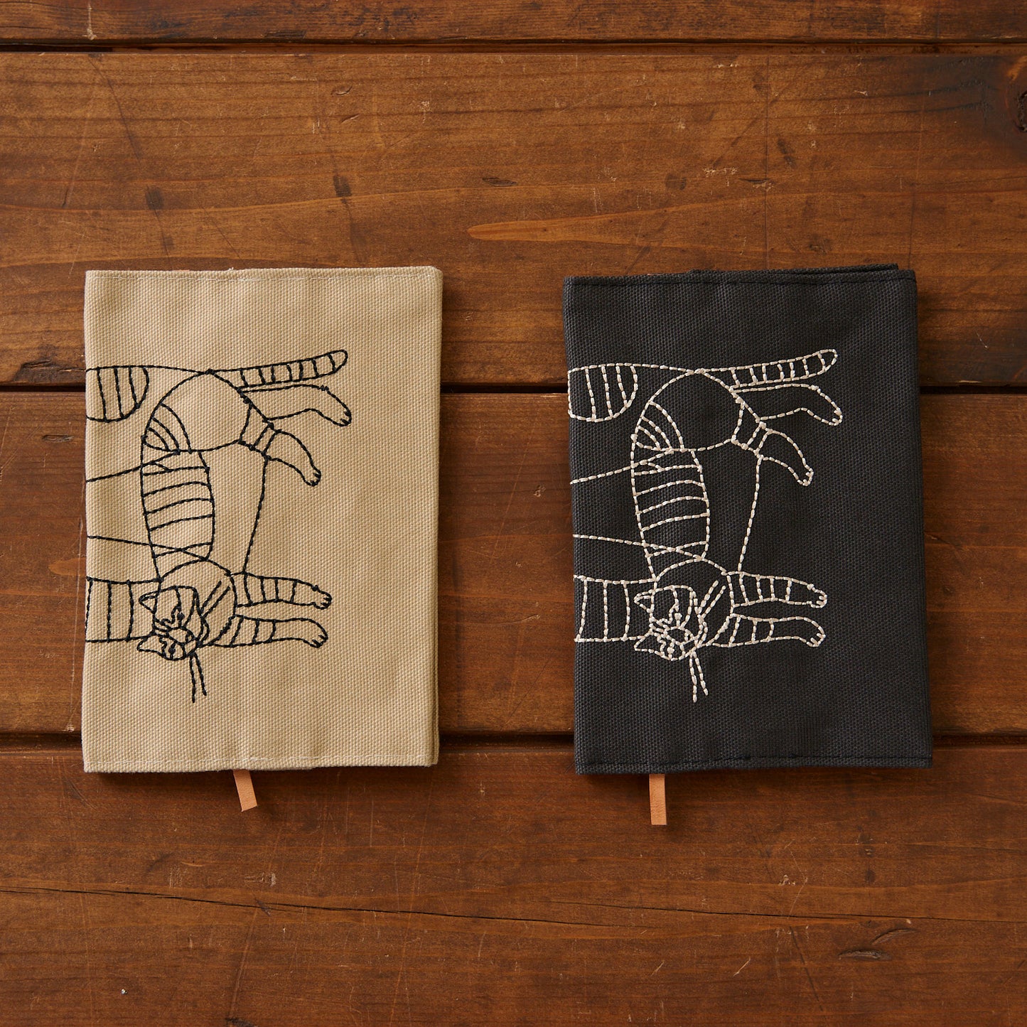 【＋HAyU fabric】 -stationery & goods- me&nya ブックカバー