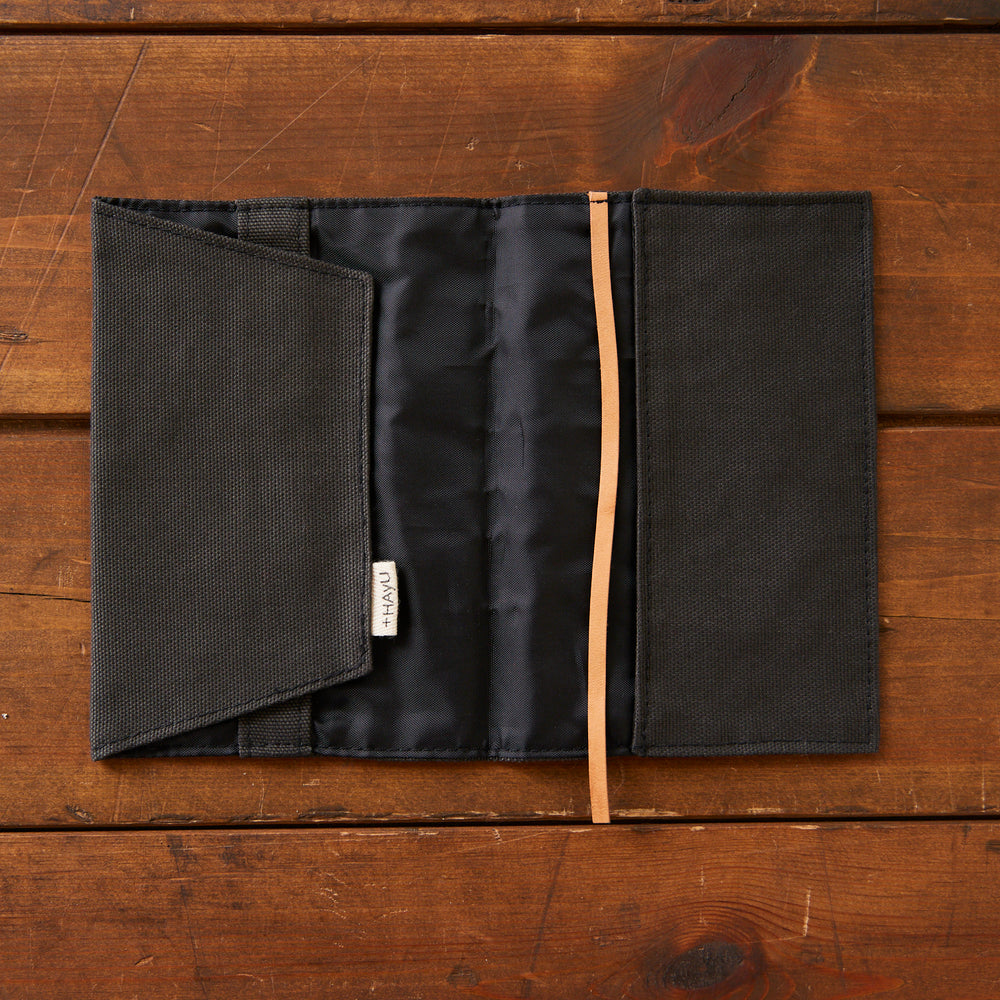 【+HAyU fabric】 -stationery & goods- me&nya ブックカバー