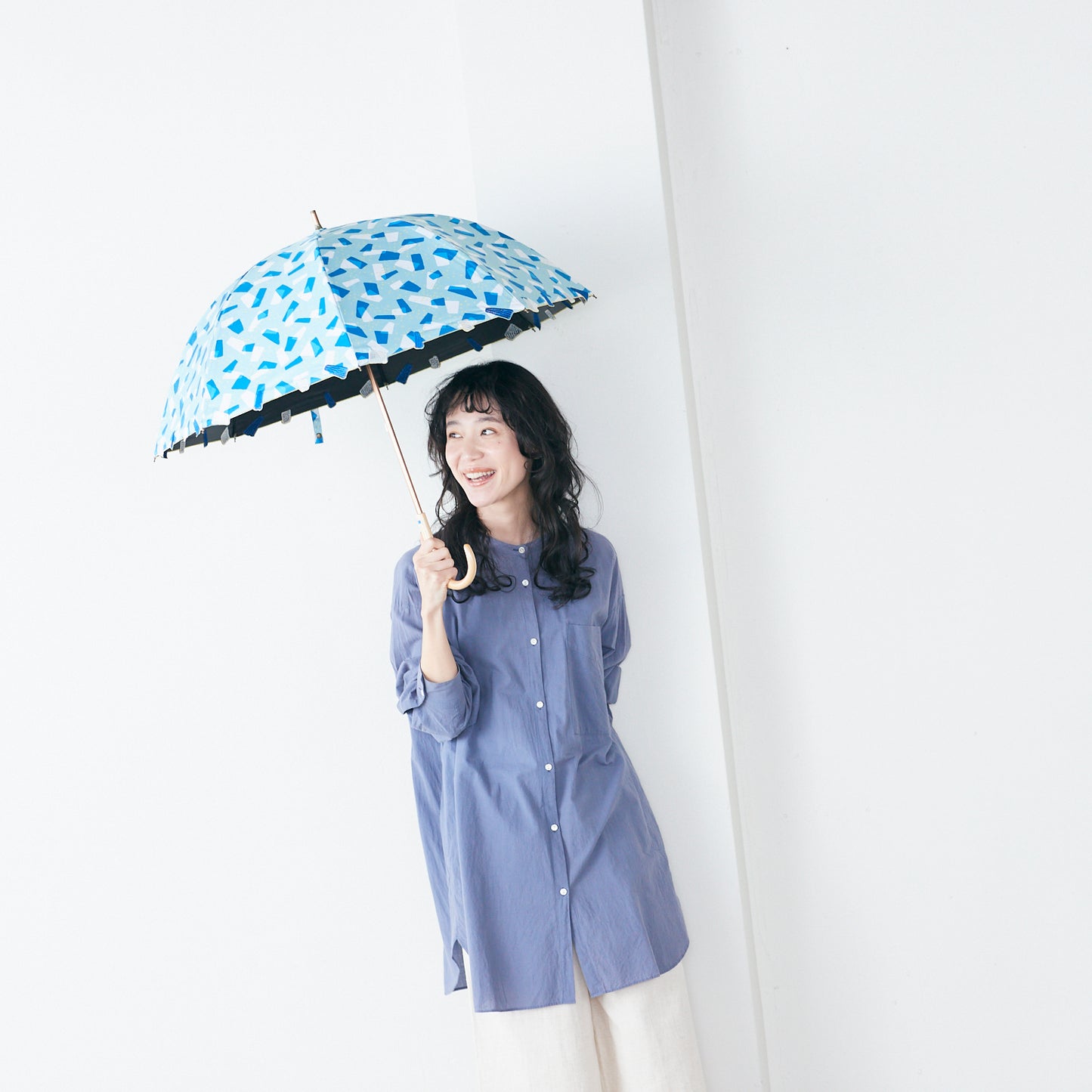 【SALE】【晴雨兼用】coccaの日傘雨傘 Kumo ‐雲- 刺繍(ショート)