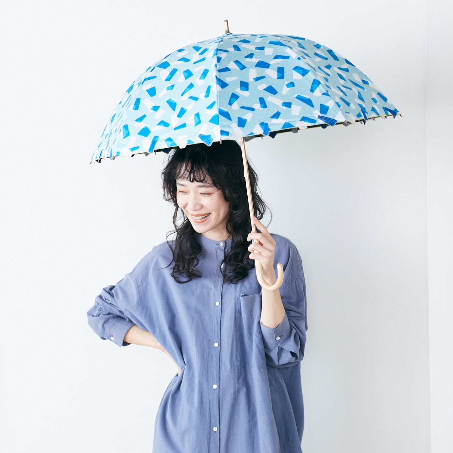 【SALE】【晴雨兼用】coccaの日傘雨傘 Kumo ‐雲- 刺繍(ショート)