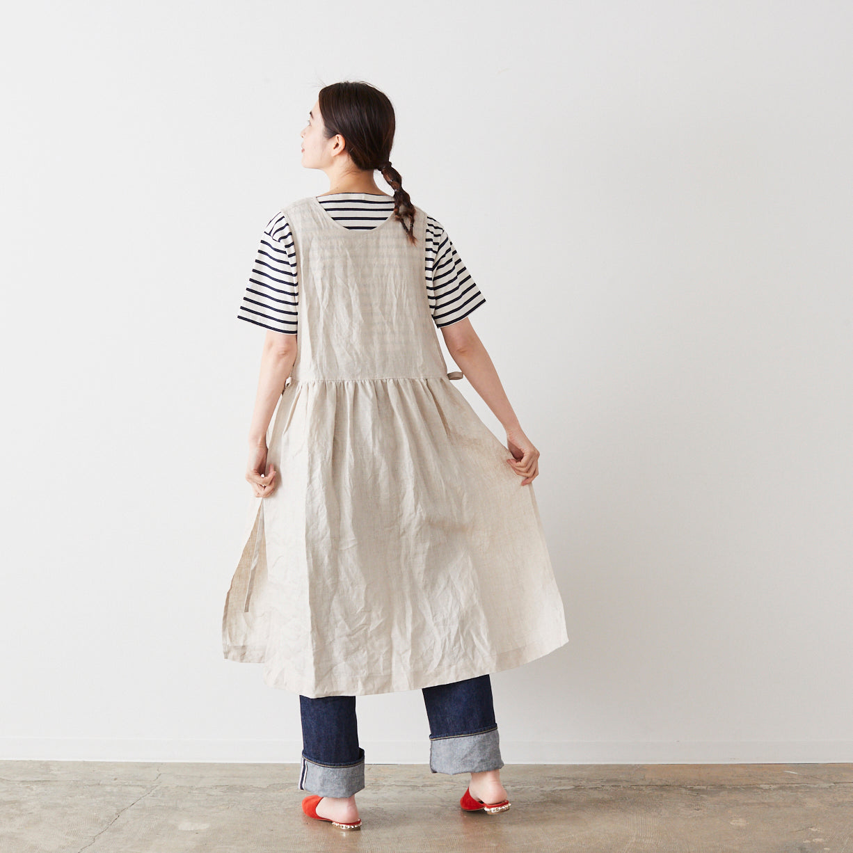 【cocca for】 日に日になじむ、リネンエプロンワンピース