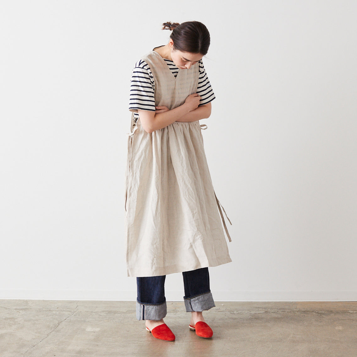 【cocca for】 日に日になじむ、リネンエプロンワンピース
