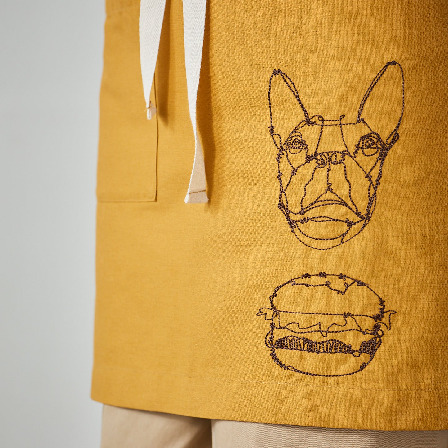 ＋HAyU fabric -kitchen fabrics- コットンリネン刺繍ショートエプロン