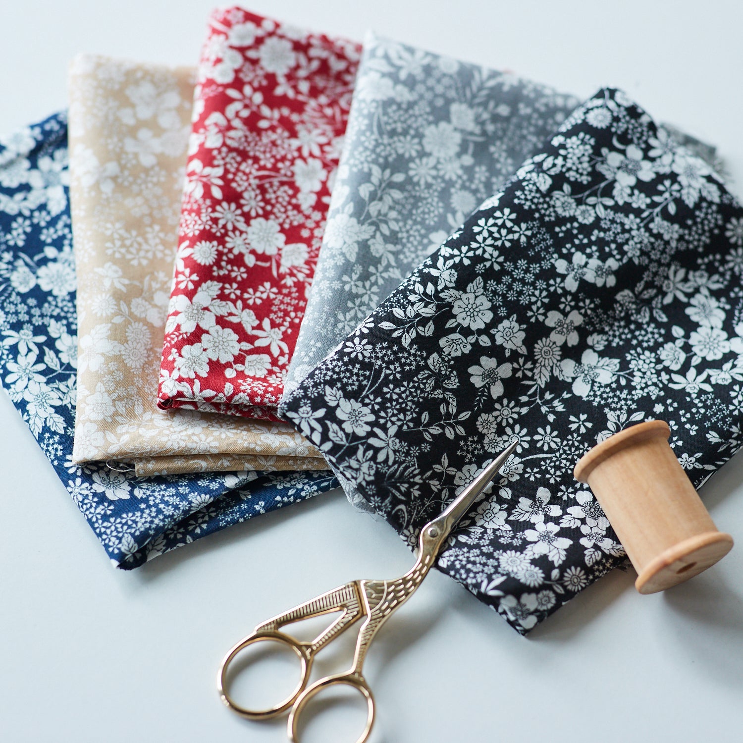 cocca(コッカ) ｜生地通販｜【SALE】FlownnyⅡ～クラシカルフラワー