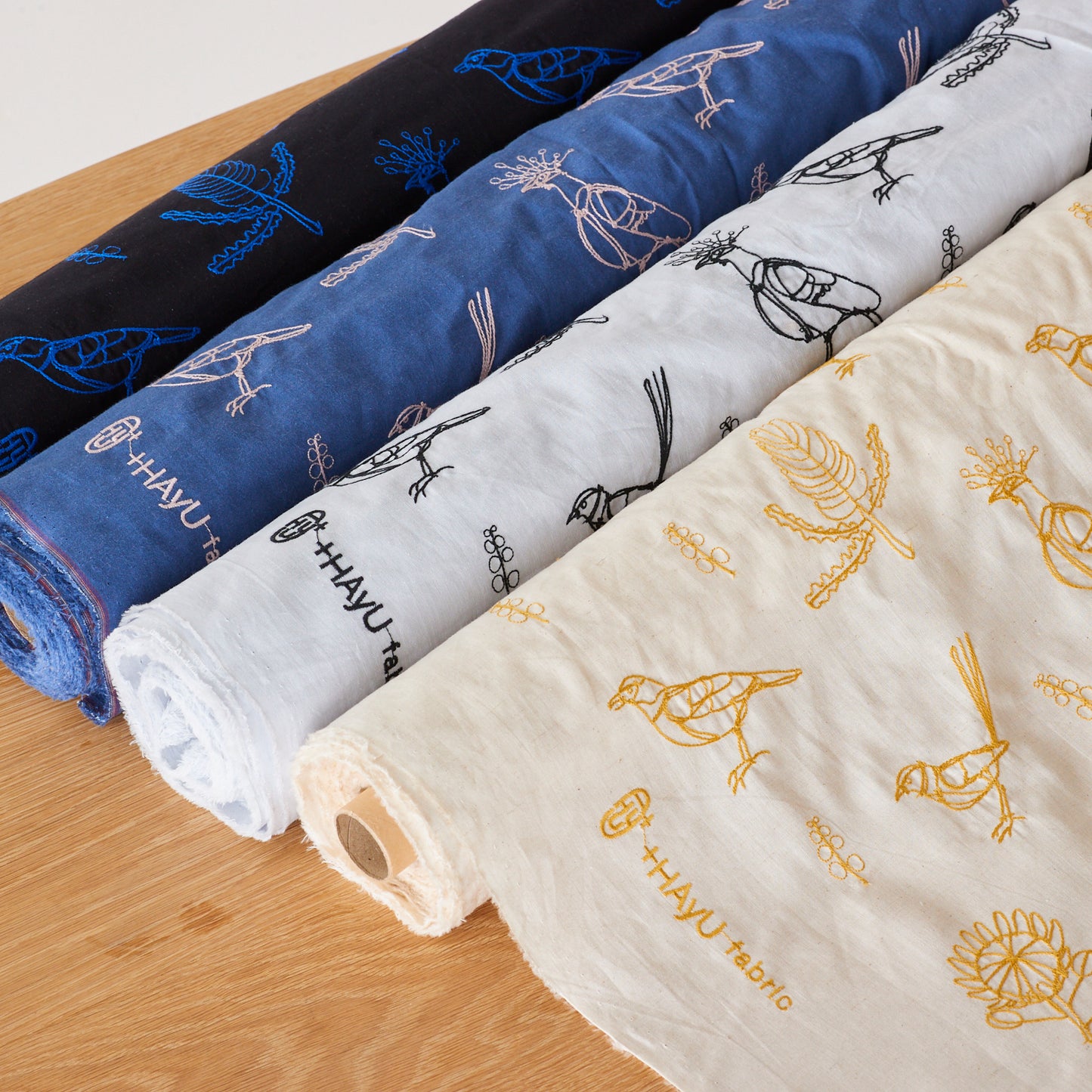 ＋HAyU fabric ～Bird～ 綿麻シーチング 刺繍