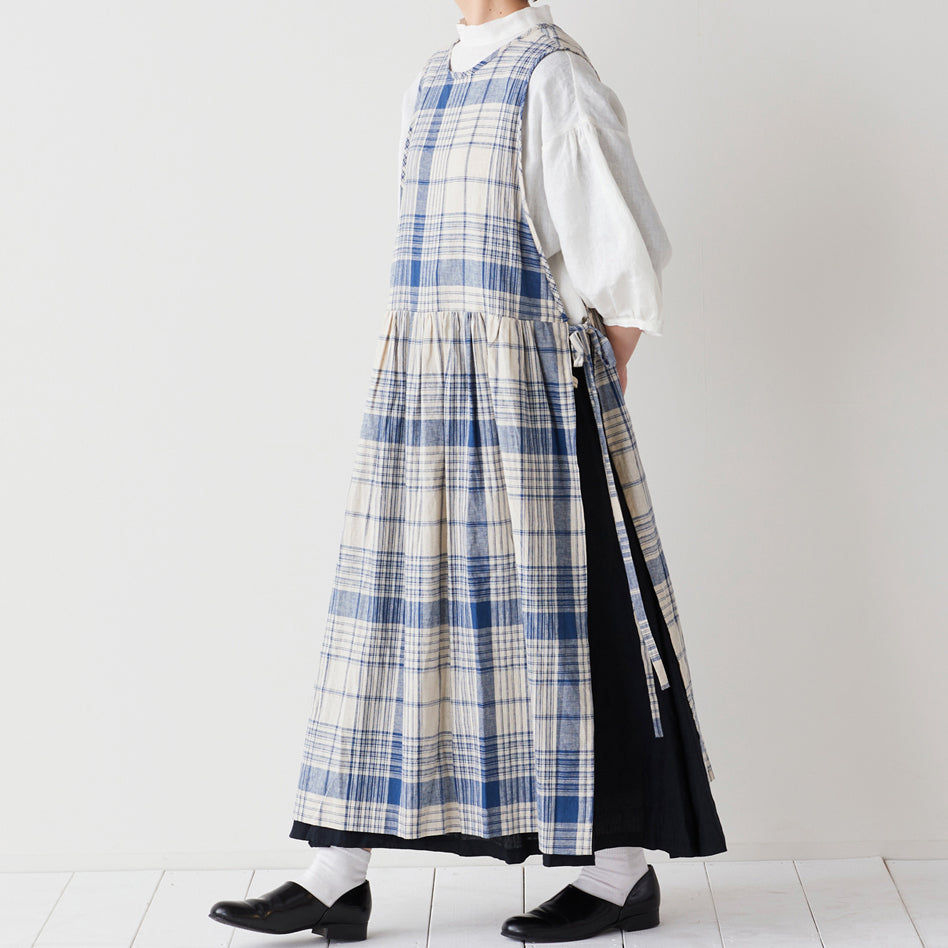【cocca for】 日に日になじむ、エプロンワンピース "播州織ハーフリネン"