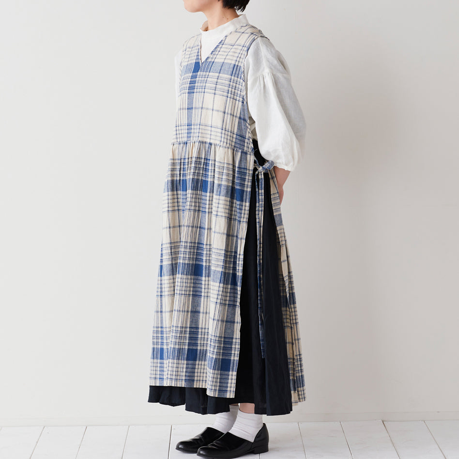 【cocca for】 日に日になじむ、エプロンワンピース "播州織ハーフリネン"