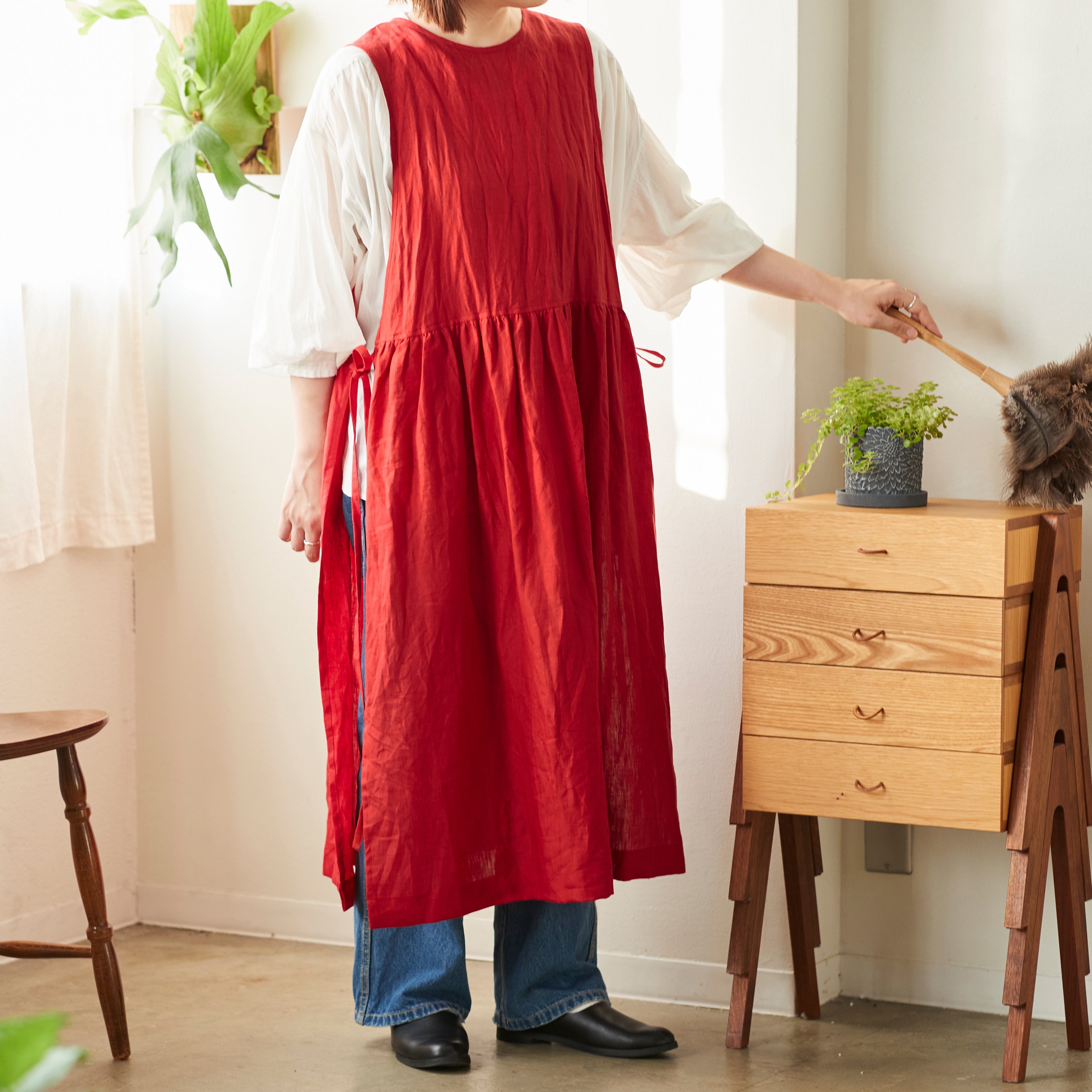 cocca　コッカ　日に日になじむ、リネンエプロンワンピース cocca(コッカ) ｜生地通販｜【cocca for】 日に日になじむ