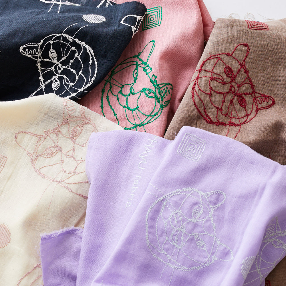 (無料サンプル)＋HAyU fabric ～CATS～　綿100% ダブルガーゼ刺繍 EGX-7702L-3C(Sample)